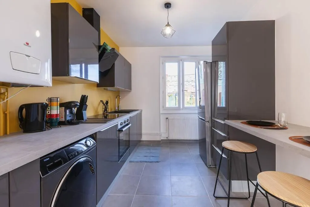 Appartement Meuble Wifi/Balcon/Parking Clermont Apartment