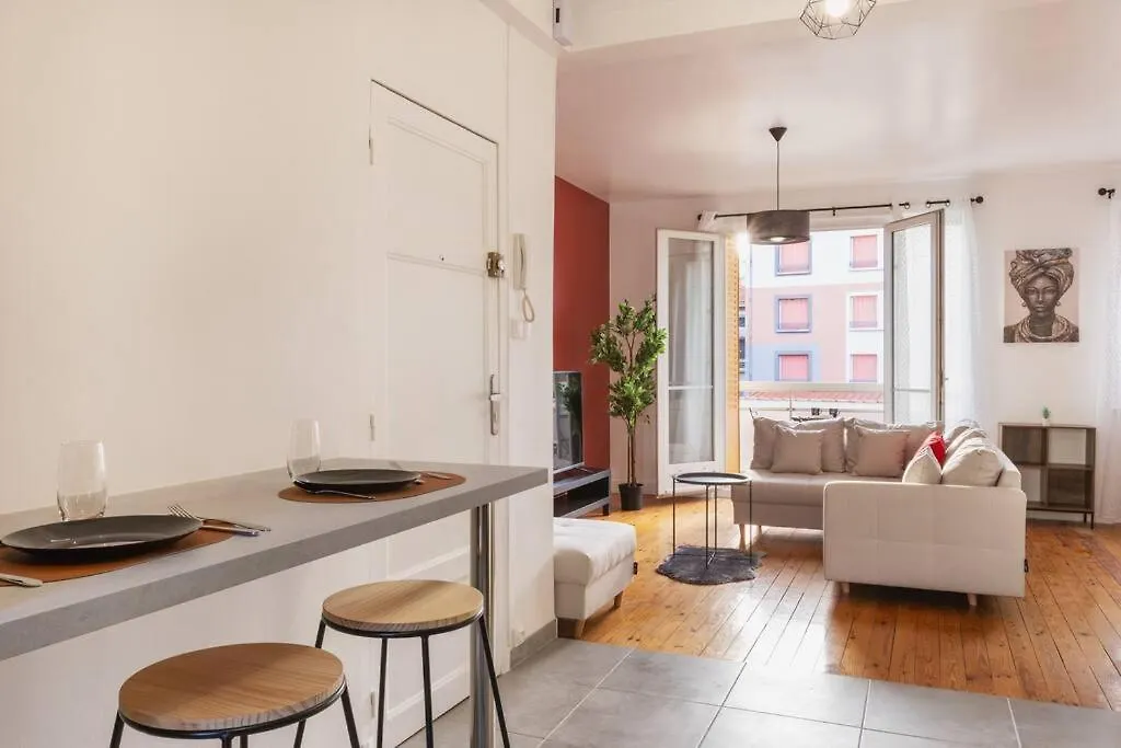 Appartement Meuble Wifi/Balcon/Parking Clermont Apartment
